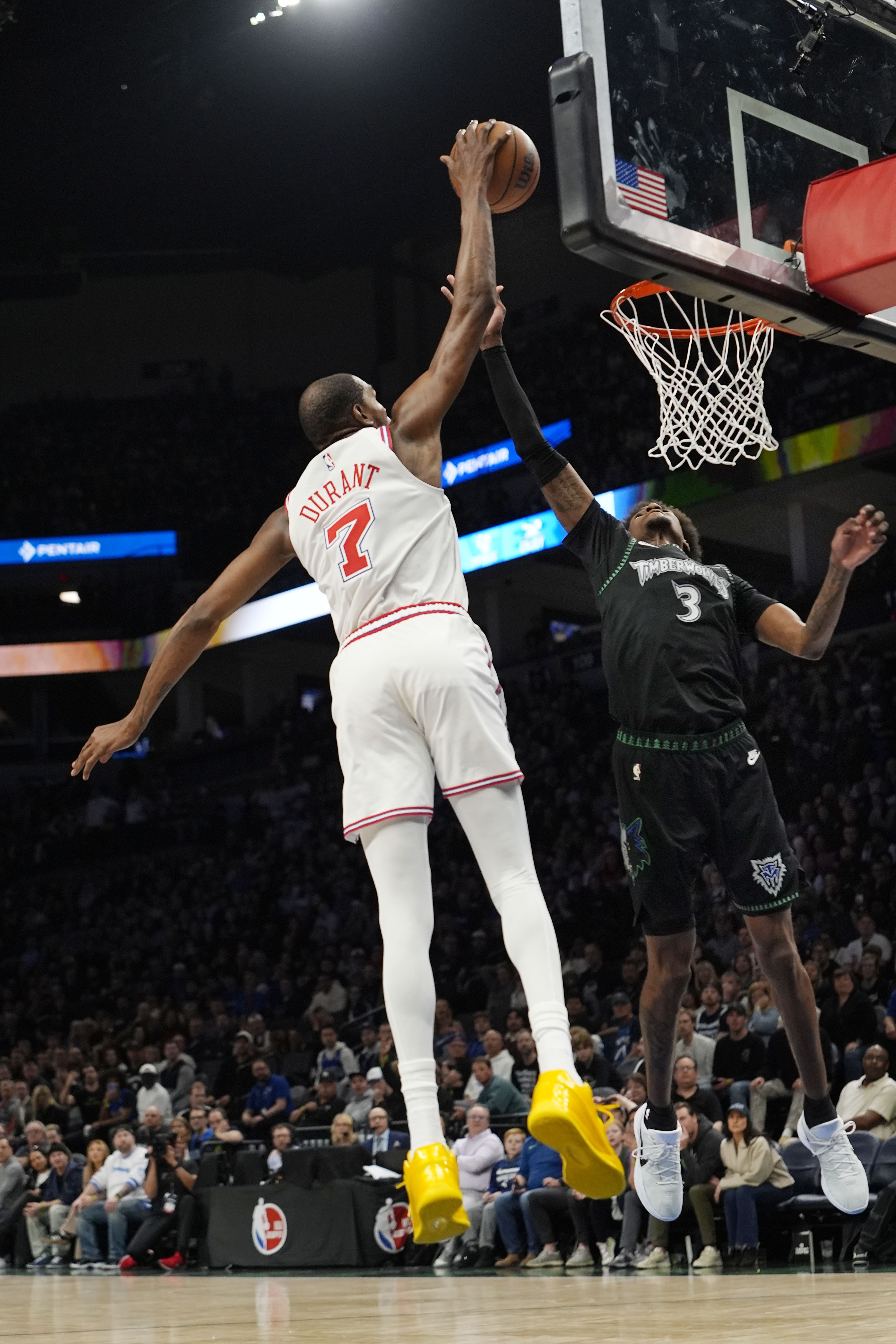 杜兰特末节加时复苏难救主 关键罚球失手火箭加时憾负森林狼