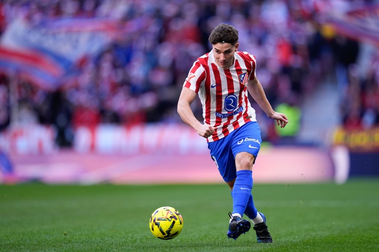 莫雷托独家：巴萨锁定阿尔瓦雷斯为头号目标 马竞计划续约并考察巴西中场安德烈