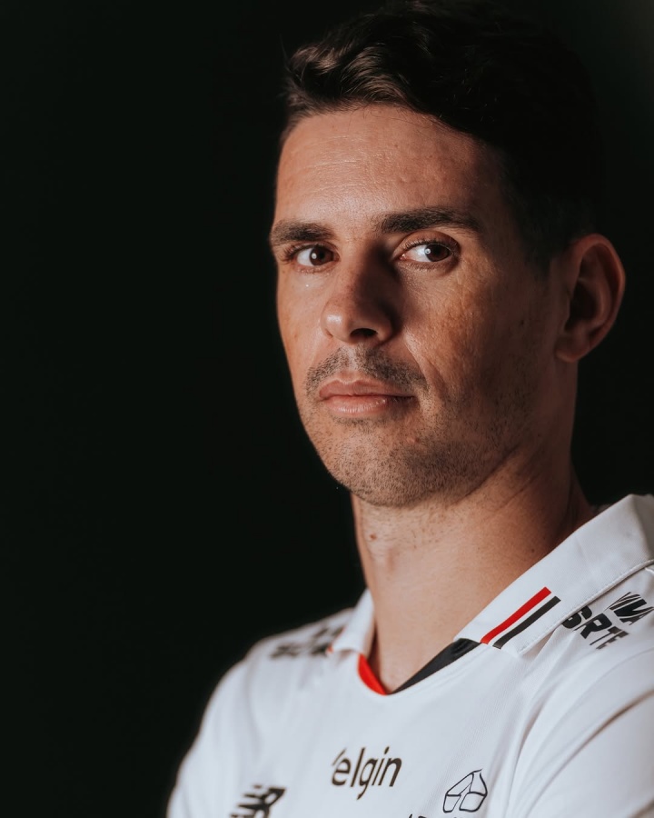 奥斯卡与圣保罗协议解约 放弃近7000万薪资退役