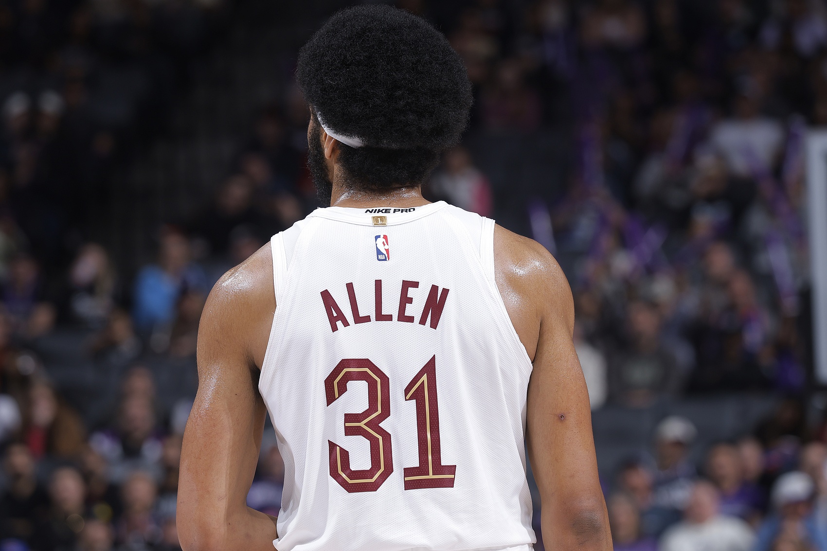 阿特金森定义阿伦篮下引力 骑士内线支柱回归激活全队