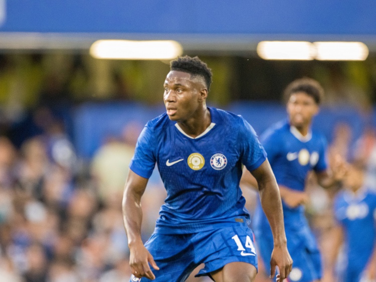 兰帕德升超后瞄准蓝军资源 考文垂夏窗或连租五将补强 兰帕德升超后瞄准蓝军资源 考文垂夏窗或连租五将补强