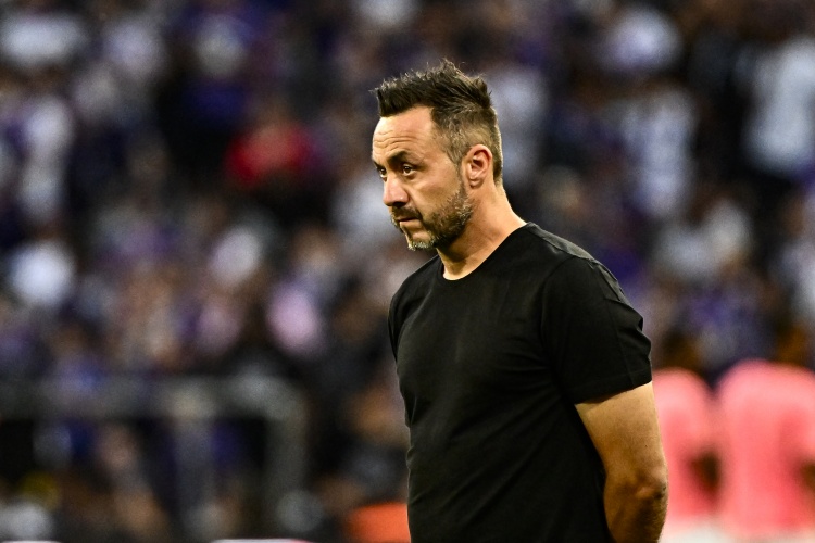 罗马诺确认热刺加速谈判 德泽尔比成新帅首选