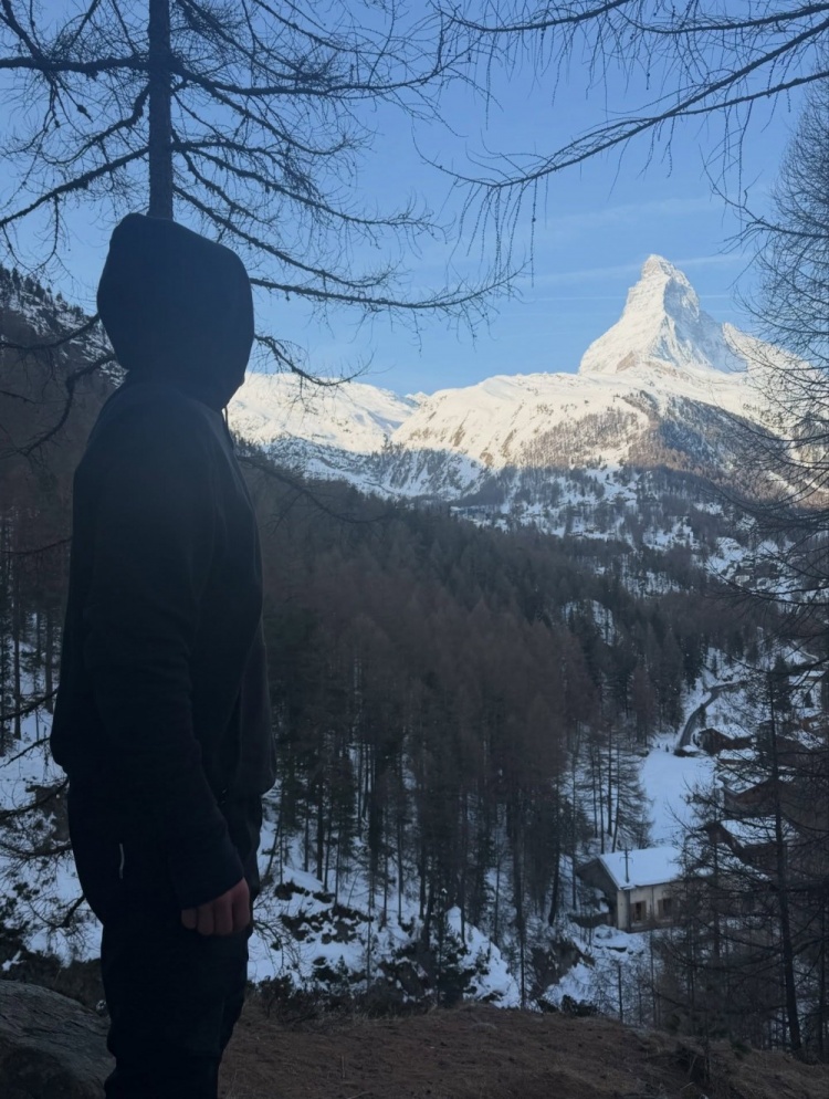 索默瑞士休赛期冰浴恢复 赛季38战18场零封