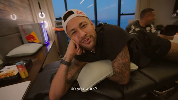 内马尔播客直面争议 自陈带伤出战与舆论重压 内马尔播客直面争议 自陈带伤出战与舆论重压