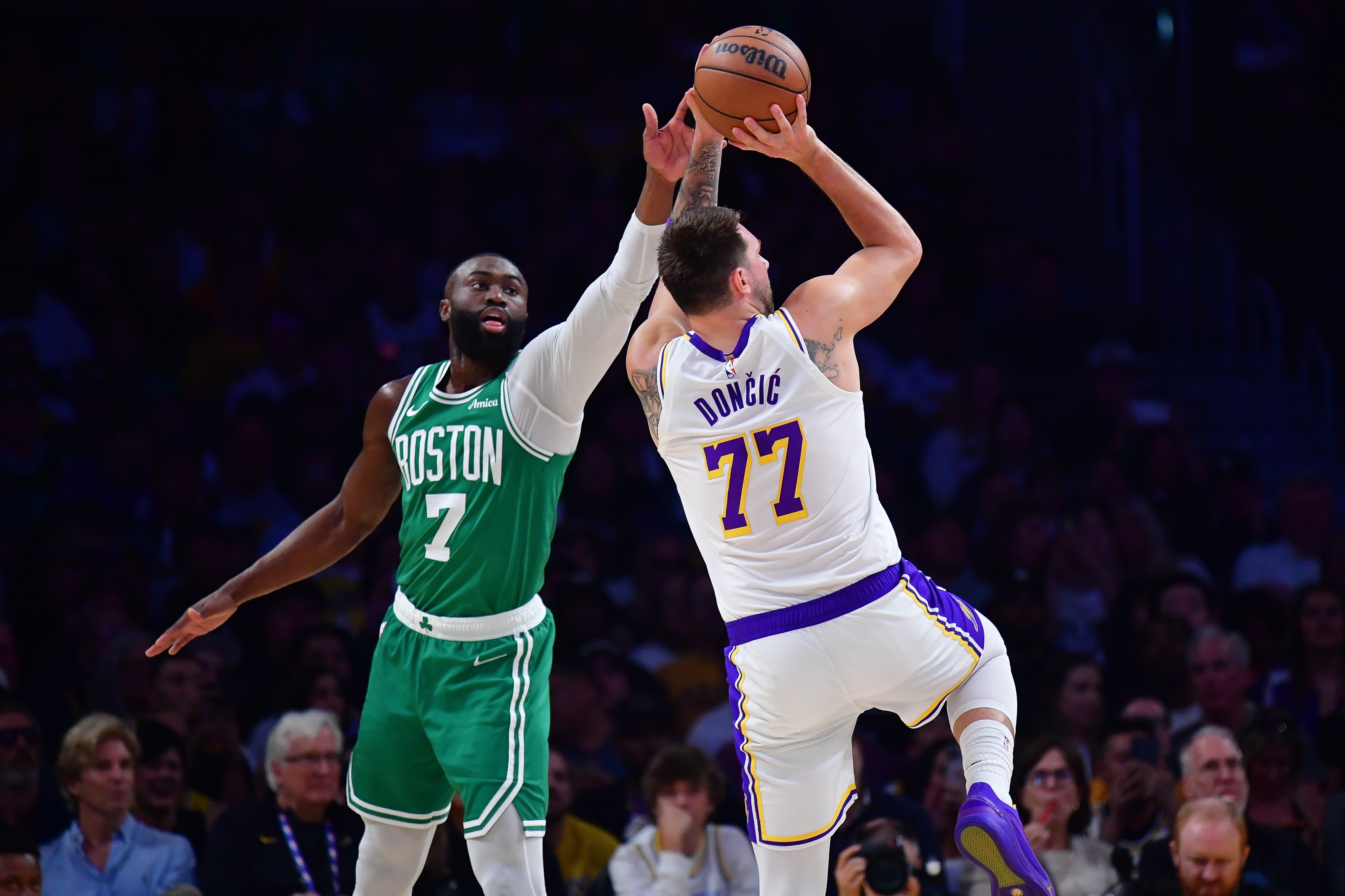 TA专家团MVP模拟投票 SGA整体表现获首推 东契奇微弱优势领先布朗 TA专家团MVP模拟投票 SGA整体表现获首推 东契奇微弱优势领先布朗