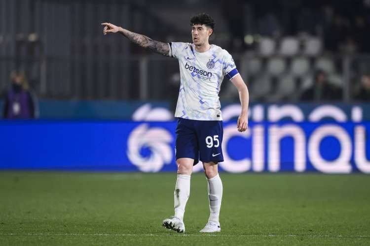 罗马诺确认巴萨接触巴斯托尼 国米标价超5000万欧