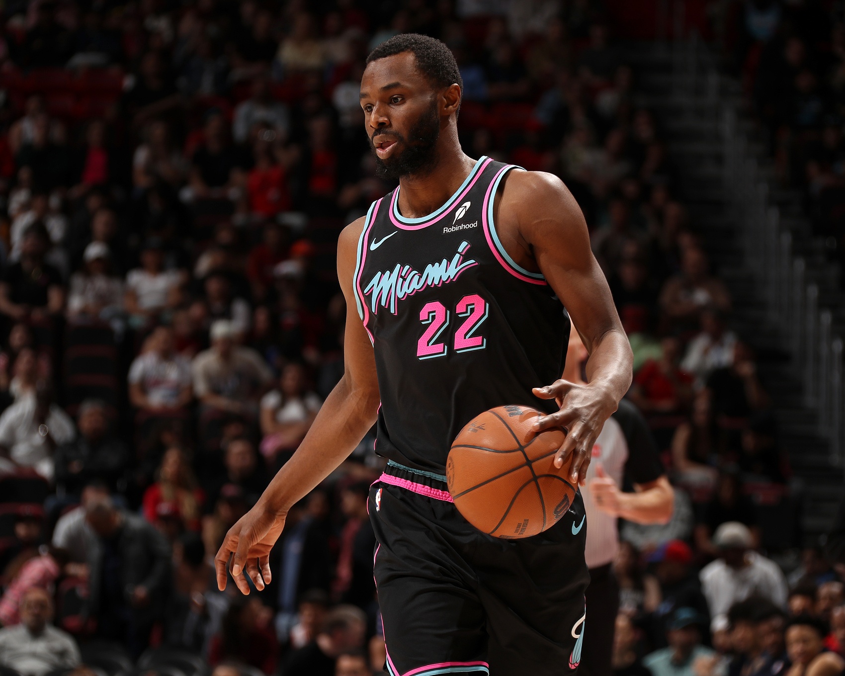 热火赛前伤病报告更新 维金斯哈克斯约维奇均可出战 热火赛前伤病报告更新 维金斯哈克斯约维奇均可出战