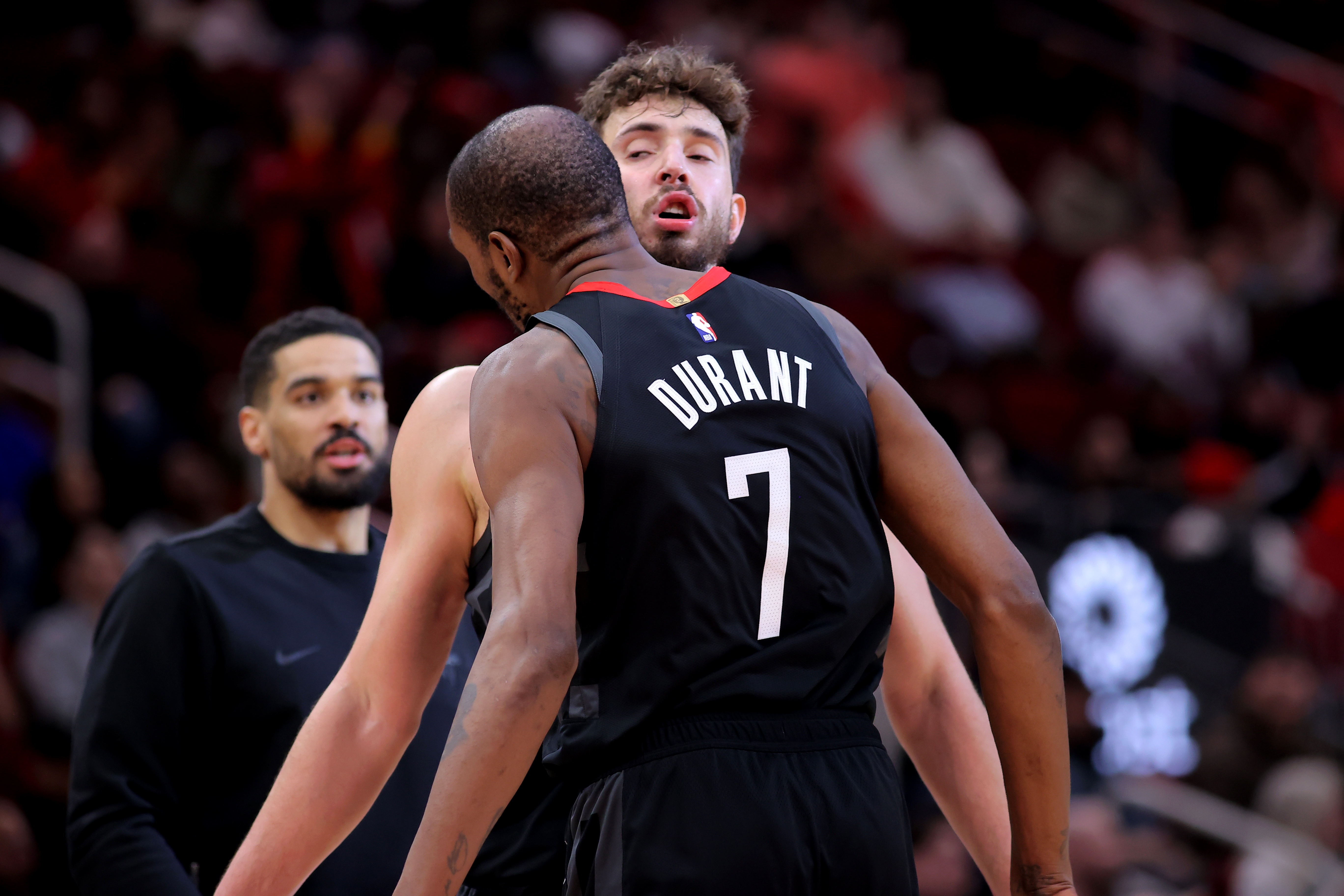 申京谈破包夹进化论 火箭内线核心点出关键策应点