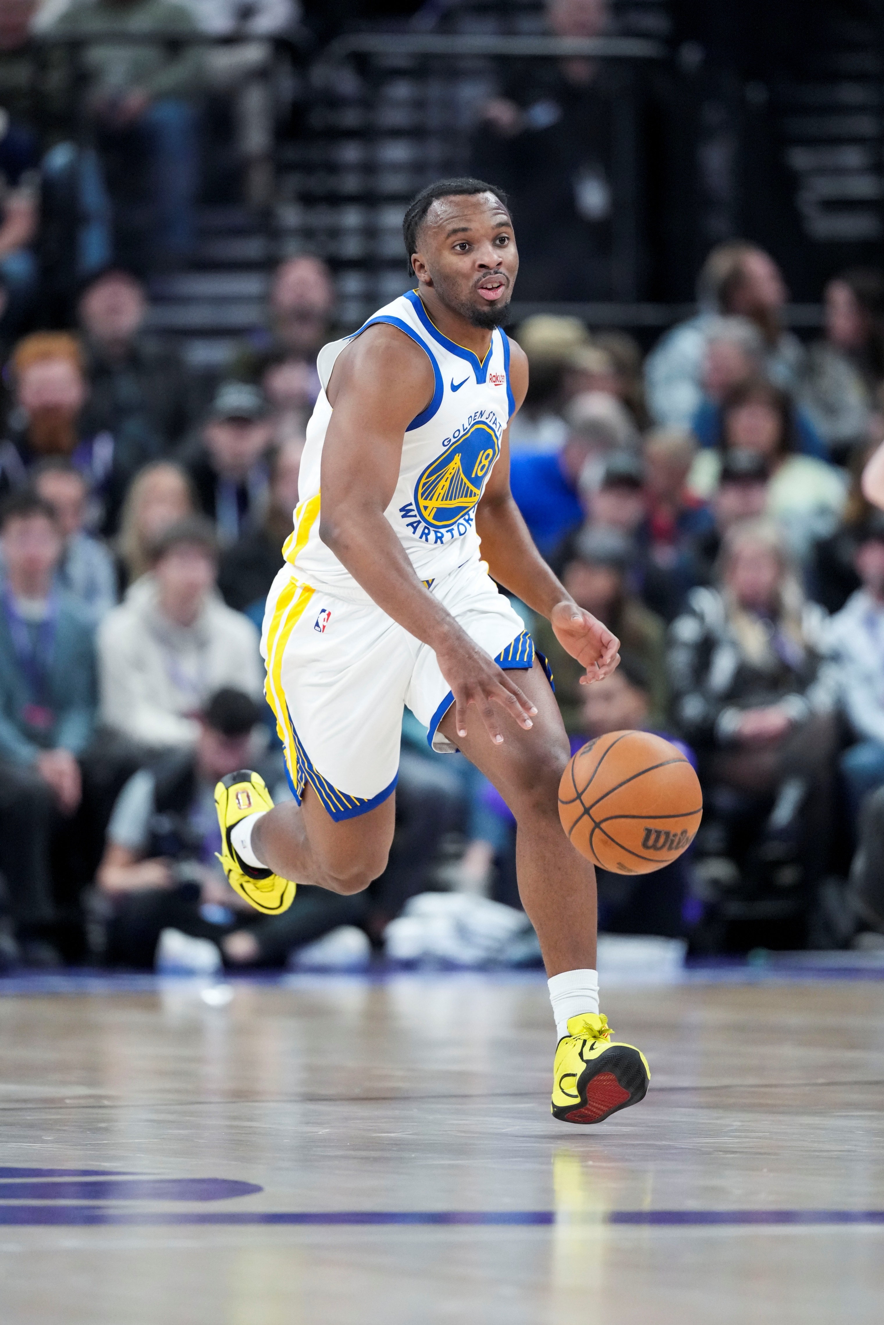 克赖尔三分三连击难救主 勇士主场不敌骑士