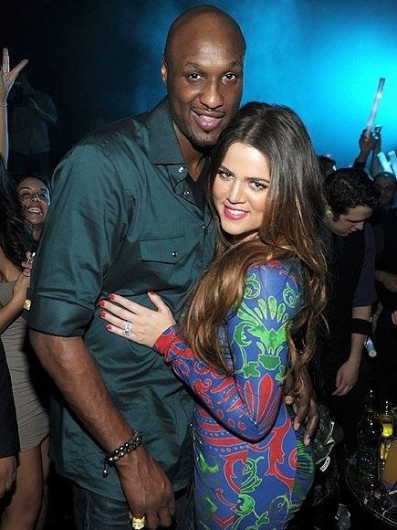 科勒卡戴珊纪录片坦承创伤 知情人士称奥多姆伤害远超TT出轨 科勒卡戴珊纪录片坦承创伤 知情人士称奥多姆伤害远超TT出轨