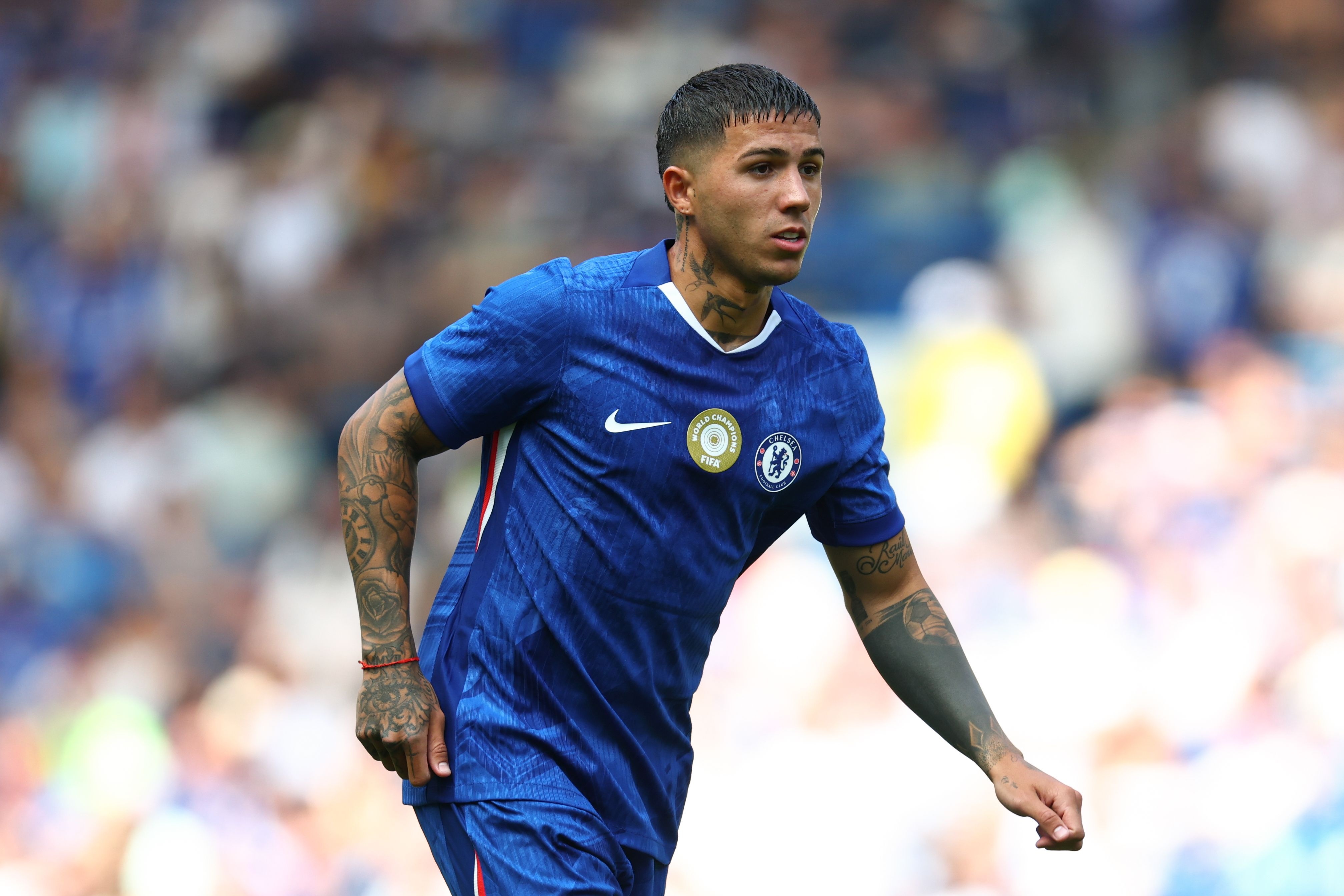 切尔西主帅罗塞尼尔宣布对恩佐实施队内禁赛 阿根廷中场缺席足总杯与曼城关键战