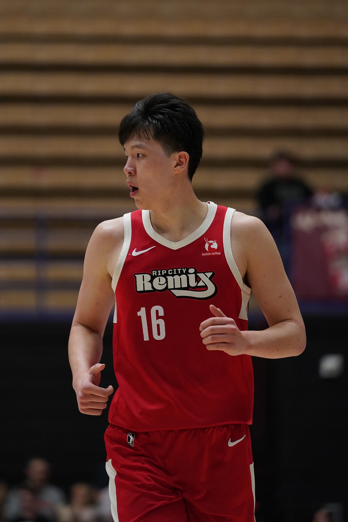 杨瀚森首节6分难阻崩盘 混音单节净负25分陷绝境 杨瀚森首节6分难阻崩盘 混音单节净负25分陷绝境