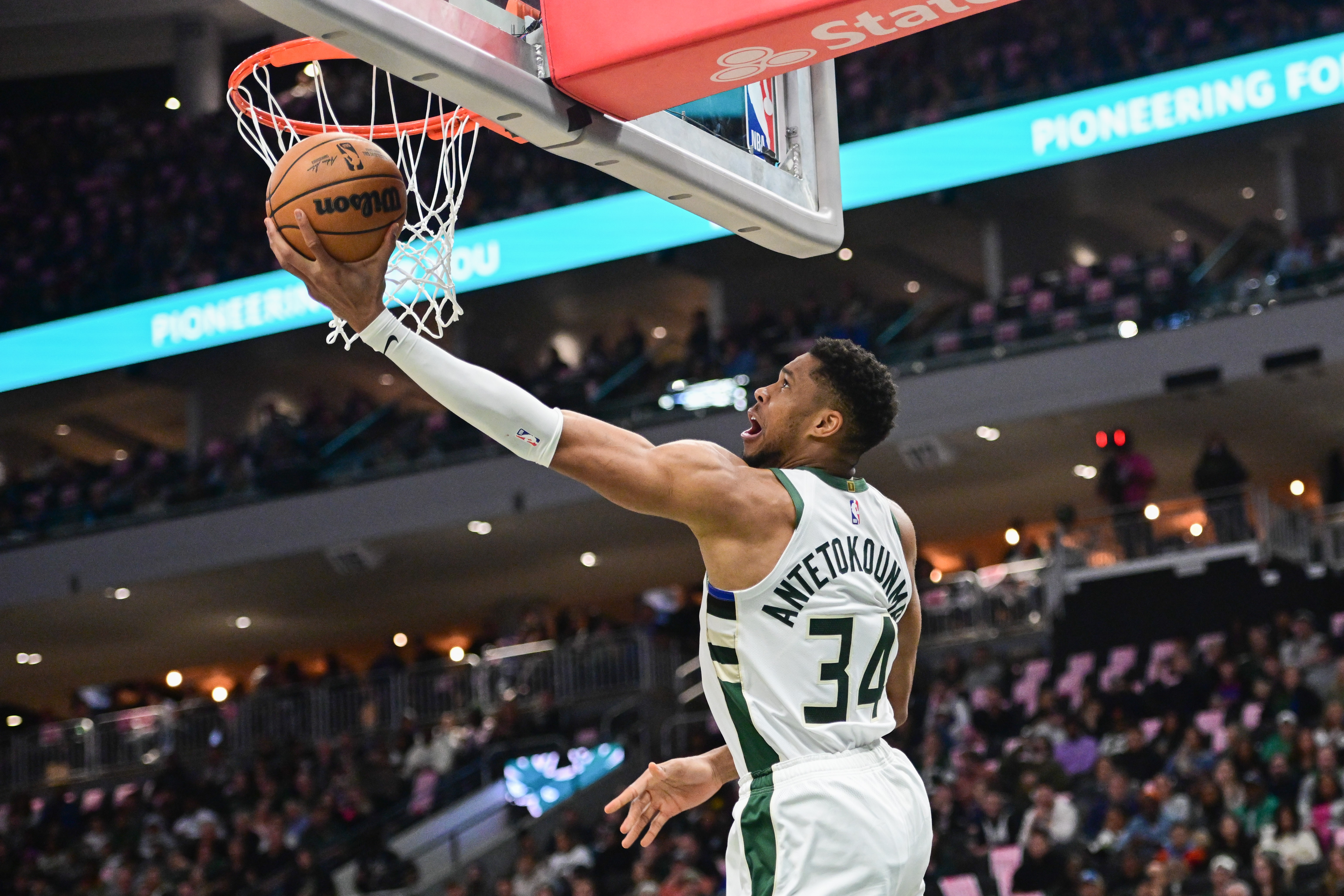 字母哥罕见表态支持联盟调查 直言顶级球员无需公开求战 字母哥罕见表态支持联盟调查 直言顶级球员无需公开求战