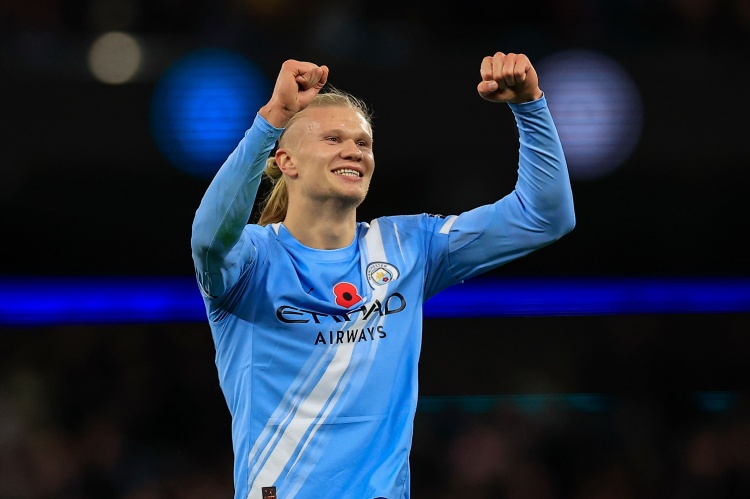 曼晚赛后评分:哈兰德谢尔基奥赖利获评9分 曼城四球完胜利物浦