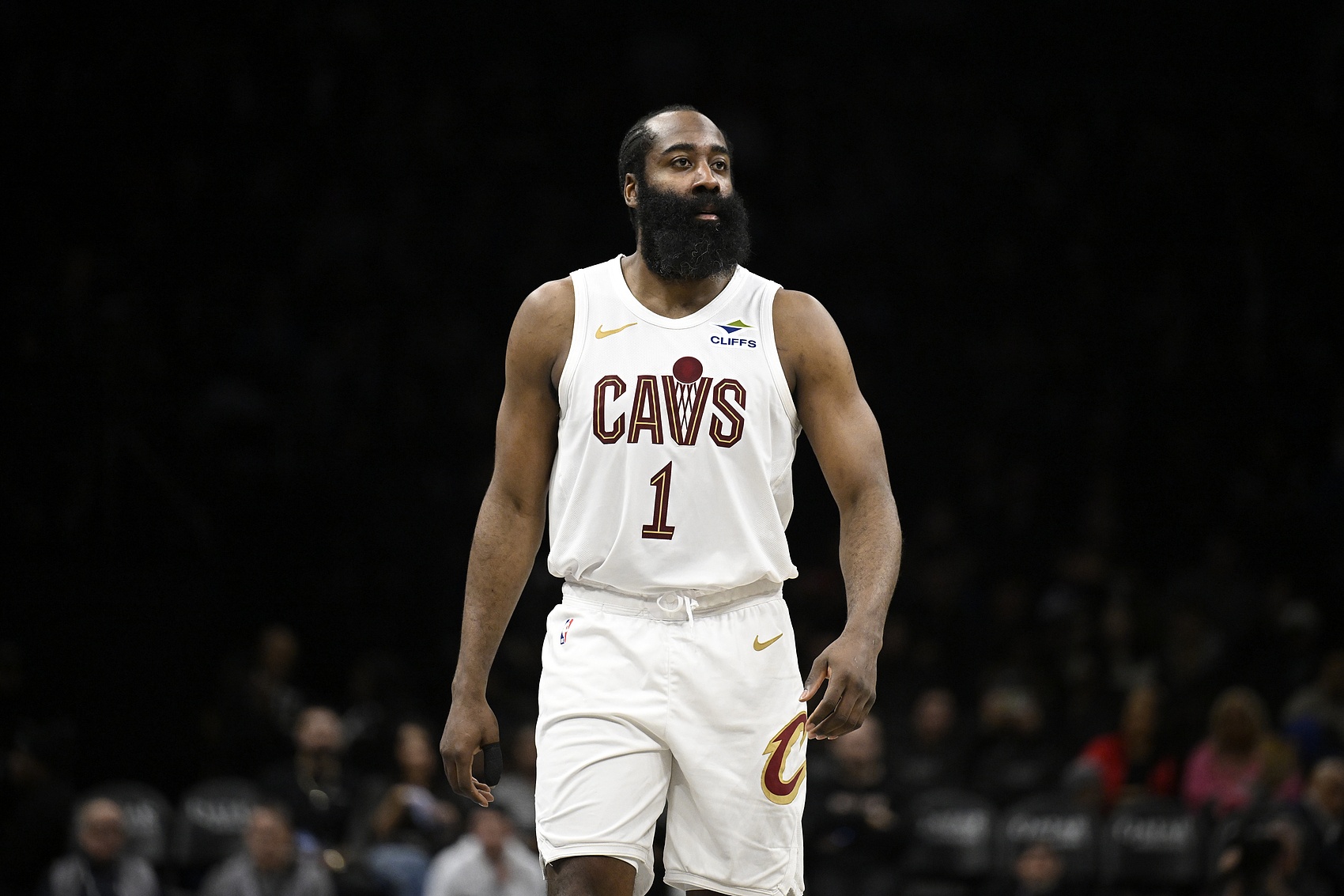 阿特金森:哈登场上执教沟通 队友迅速适应其末节持球风格 阿特金森:哈登场上执教沟通 队友迅速适应其末节持球风格