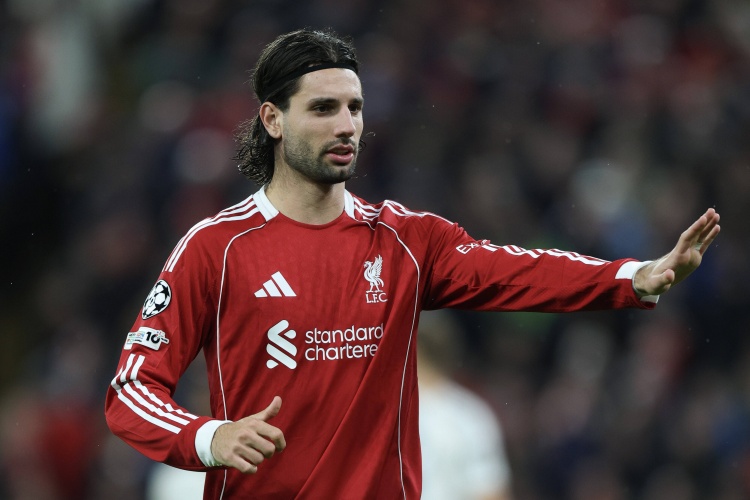 格伦·约翰逊为索博斯洛伊辩护 赛后争议手势源于情绪激动