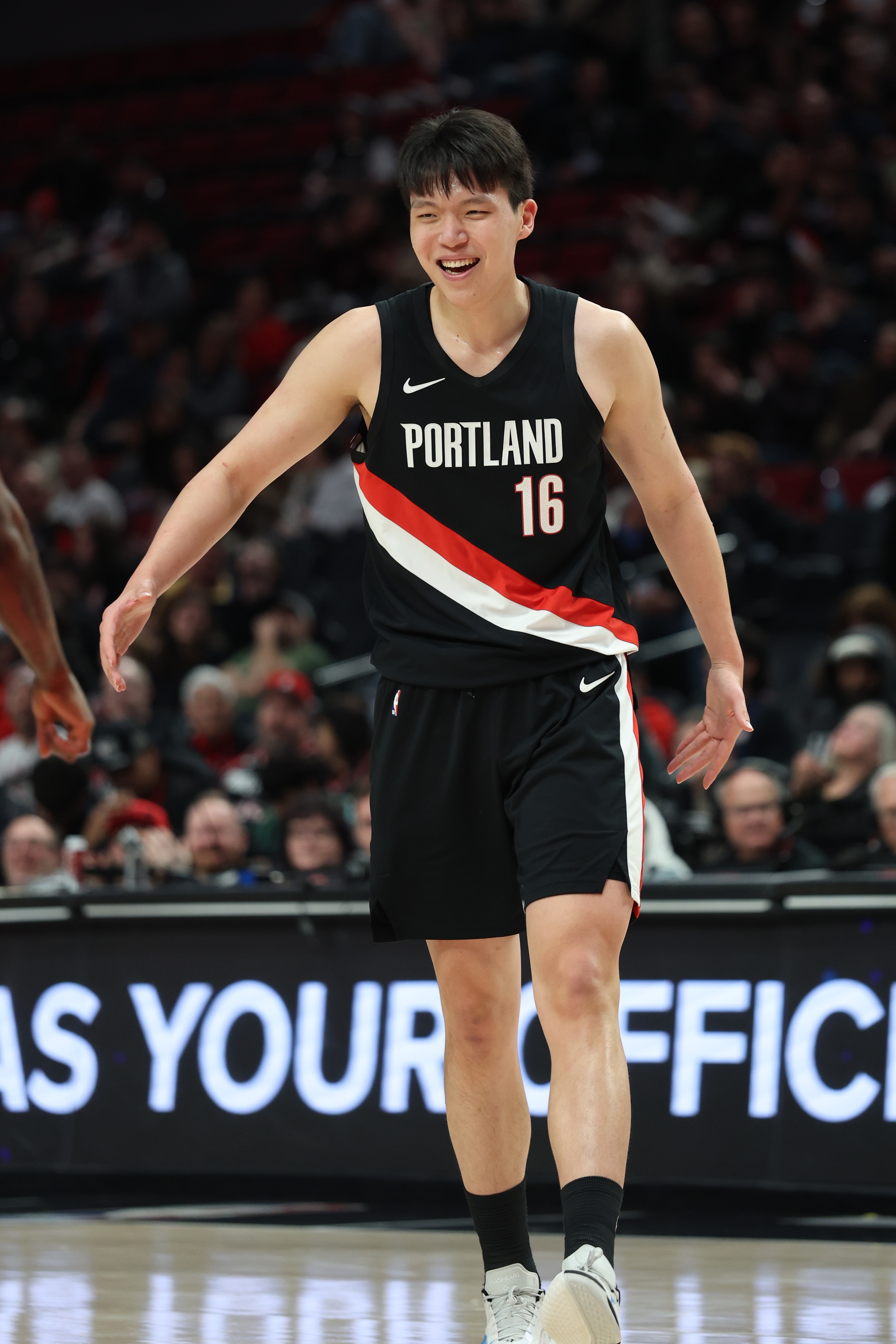 杨瀚森谈身体适应进程 舒适圈扩大但非脱胎换骨