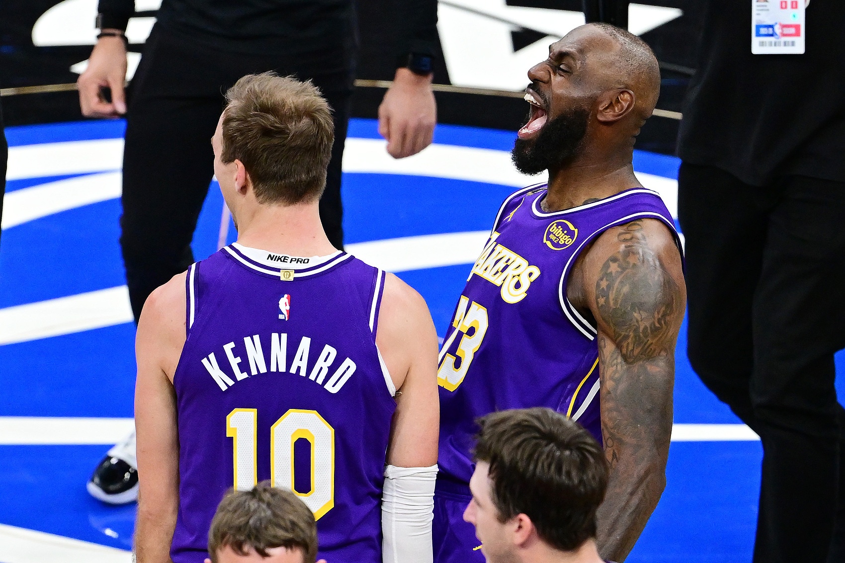 湖火首轮前瞻:艾顿伊森成X因素 詹姆斯独扛进攻重担 湖火首轮前瞻:艾顿伊森成X因素 詹姆斯独扛进攻重担