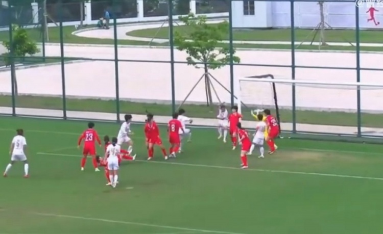 北京女足全锦赛获季军 新援亮相主帅直言状态未达最佳