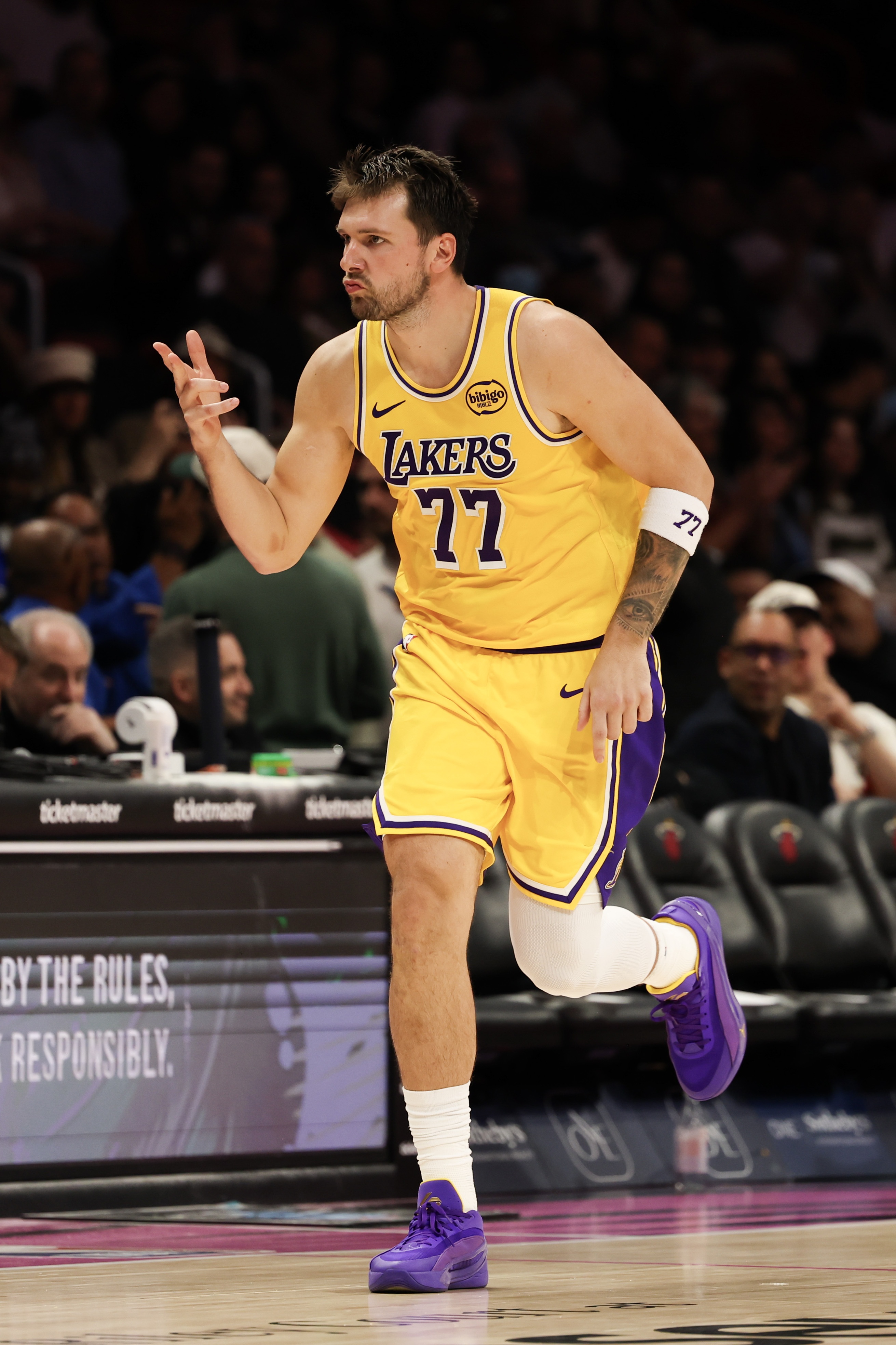 维蒂揭秘科比欧洲治疗真相 东契奇细胞疗法引关注