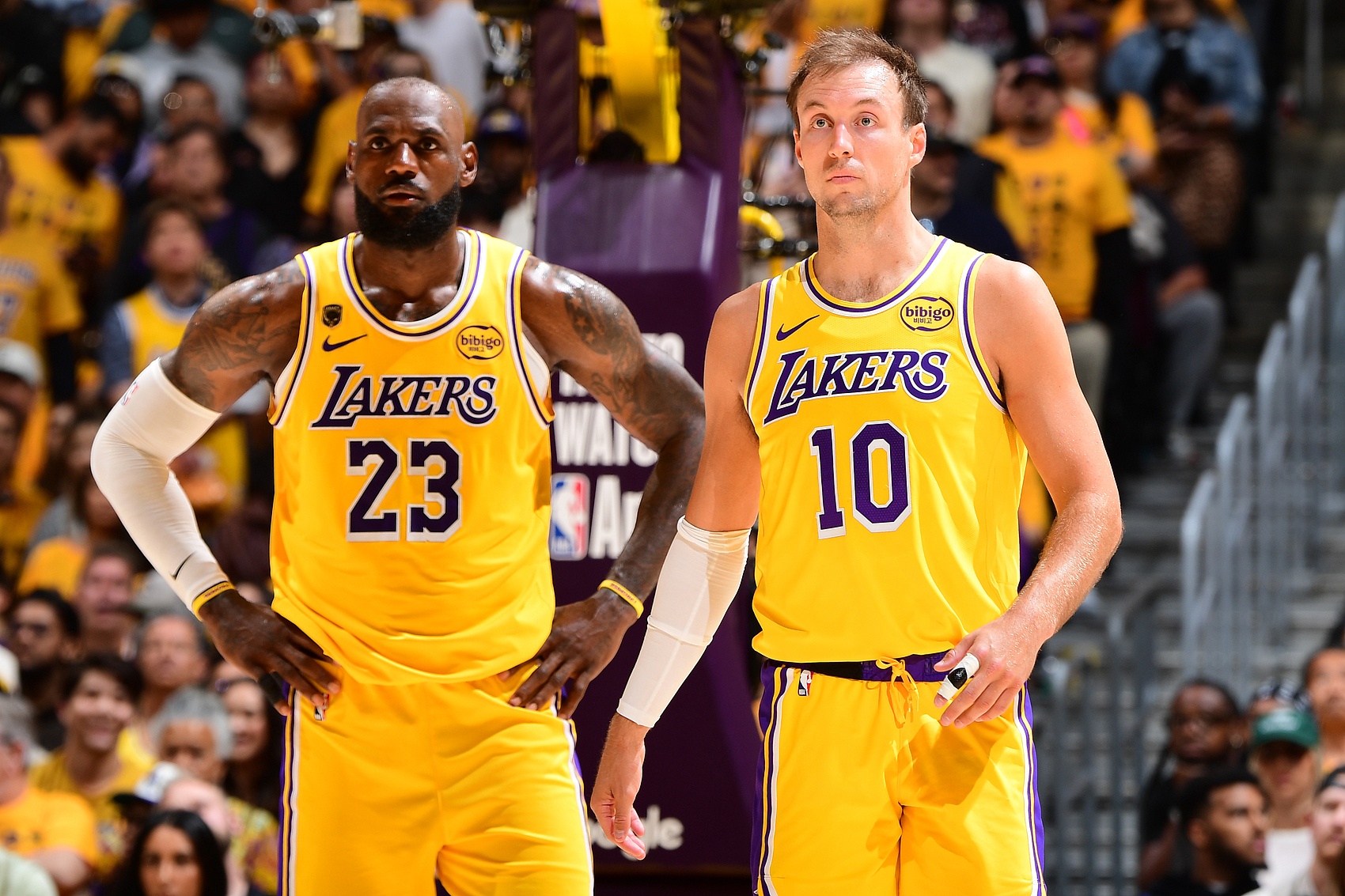 火箭G1重蹈覆辙 詹姆斯掌控泥沼战 湖人备战细节完胜