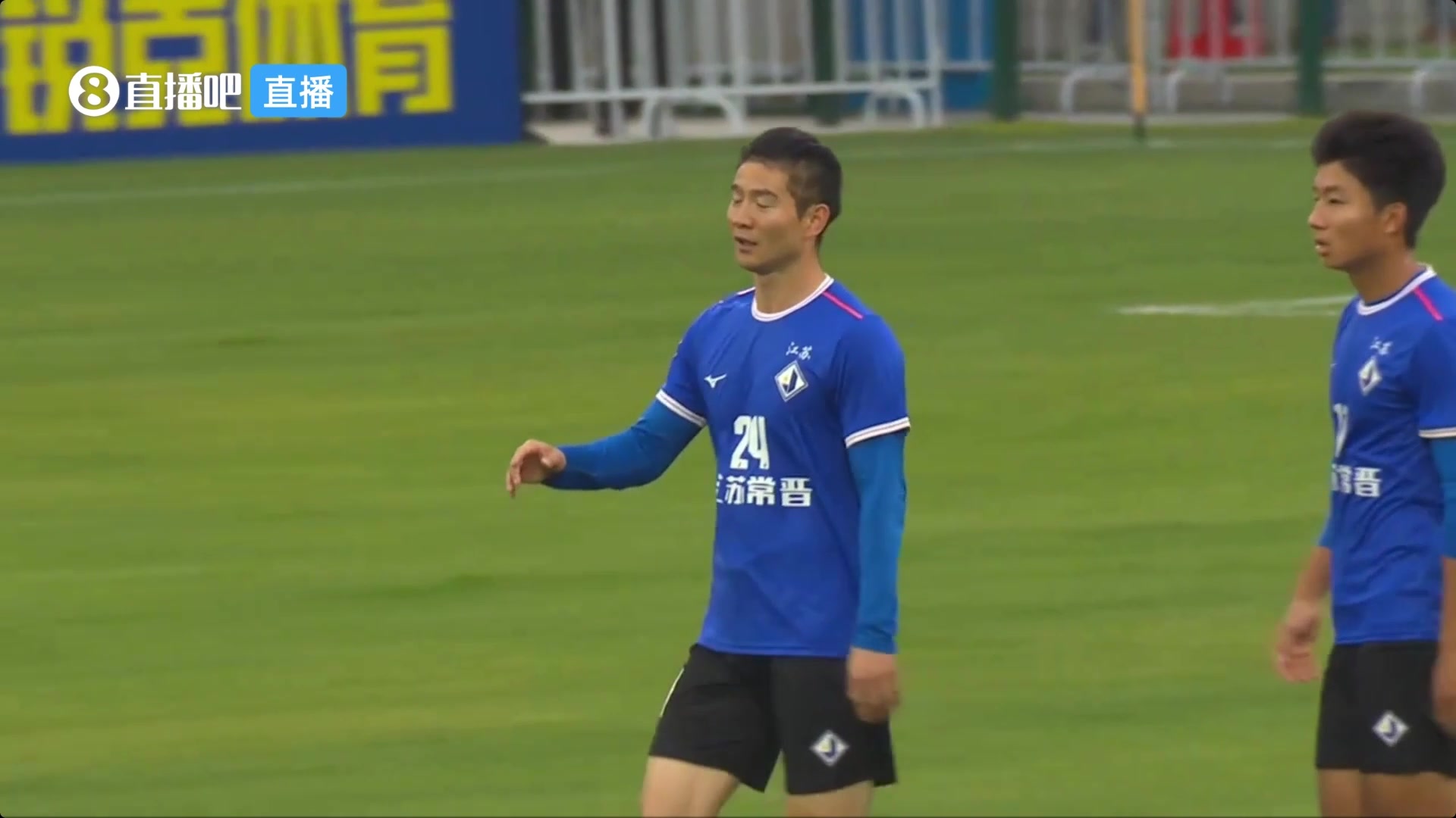 江苏常晋中冠首战九球横扫 36岁前国脚吉翔替补亮相