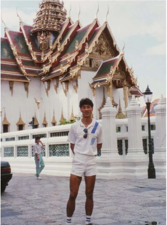 施连志三十年飞踹标签与最佳状态网络重生