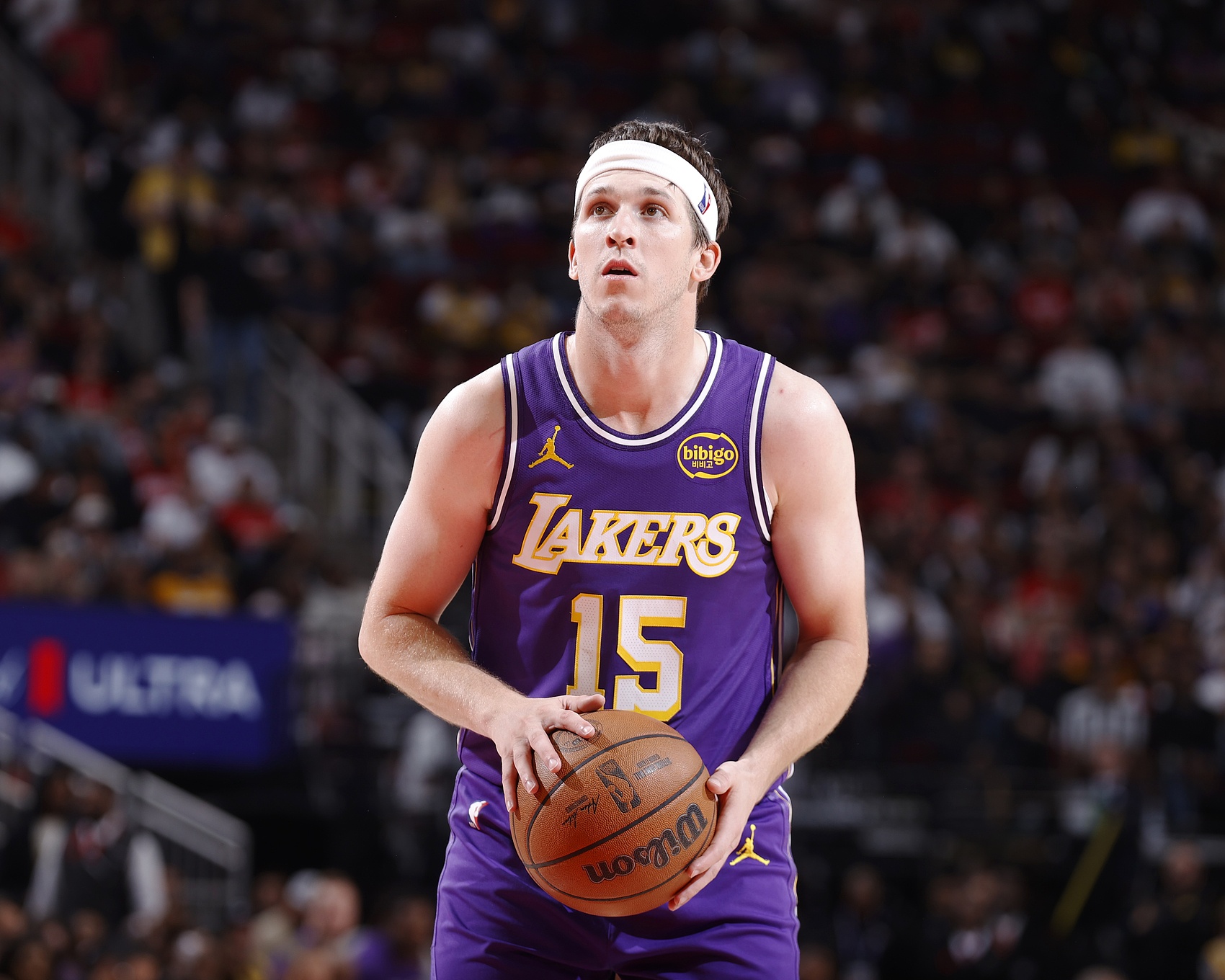 巴克利狠批湖人：G4强行让里夫斯复出是愚蠢行为