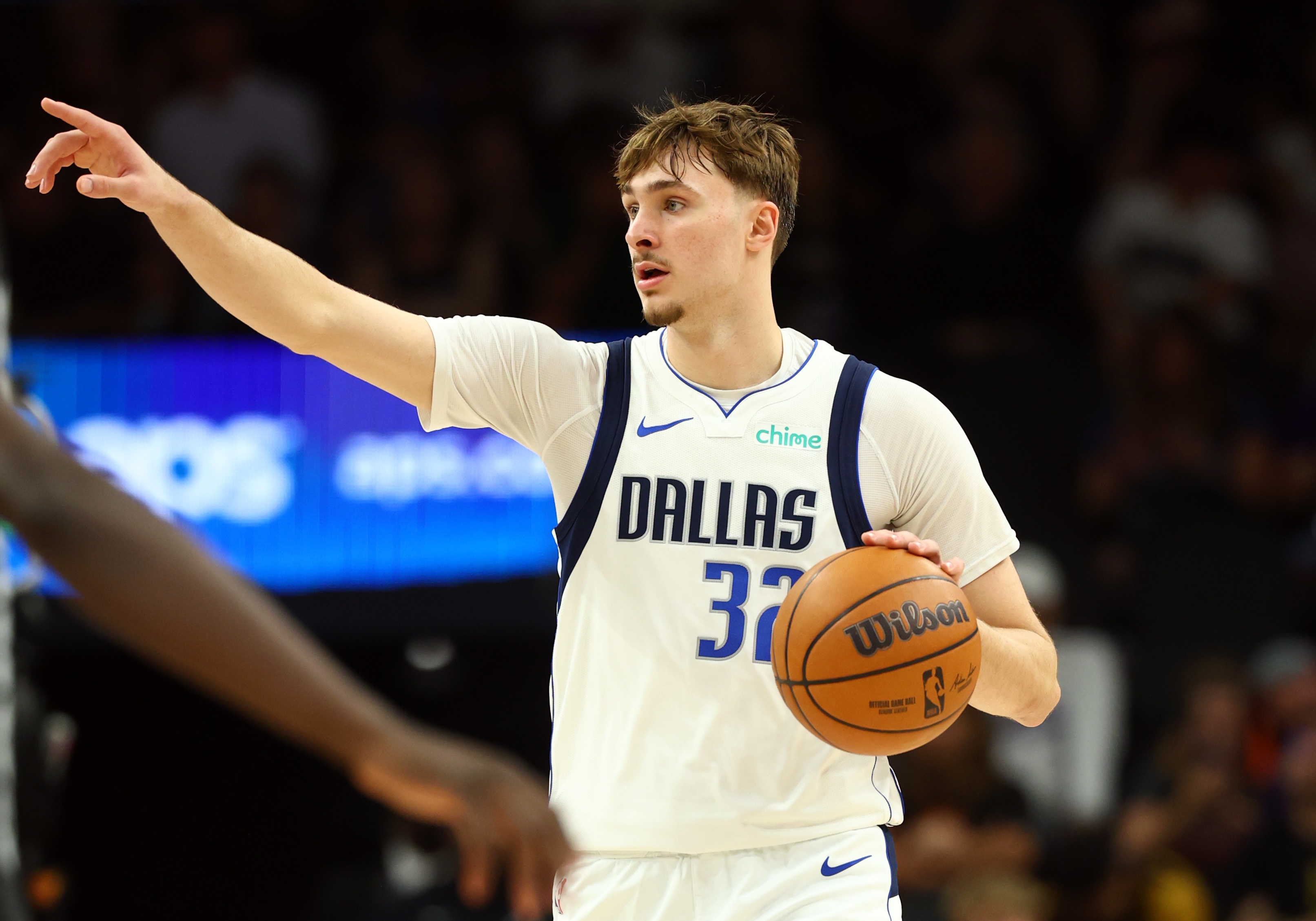 弗拉格当选最佳新秀，独行侠队史第三位，前两位基德东契奇均遭交易