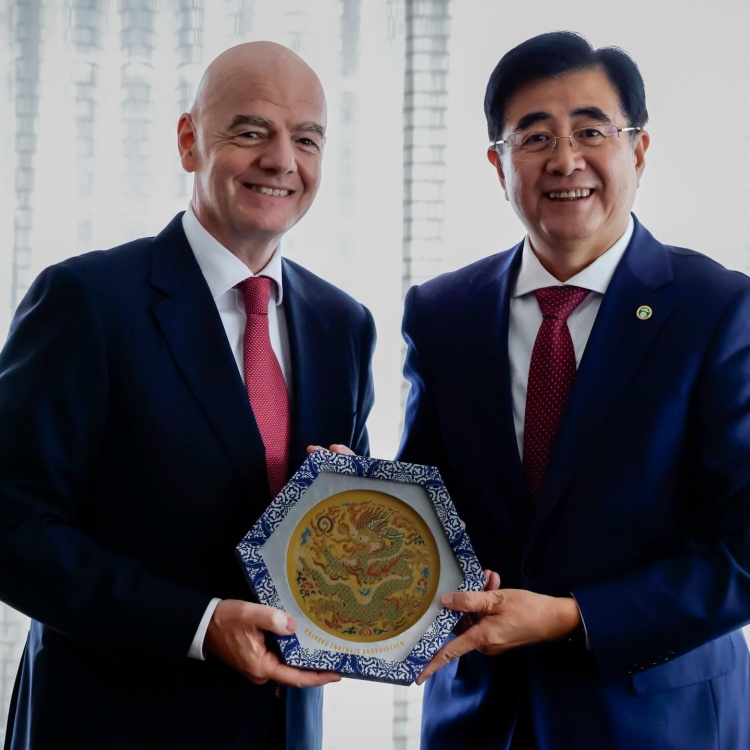 宋凯温哥华会晤因凡蒂诺 中国明确表态承办国际青少年赛事