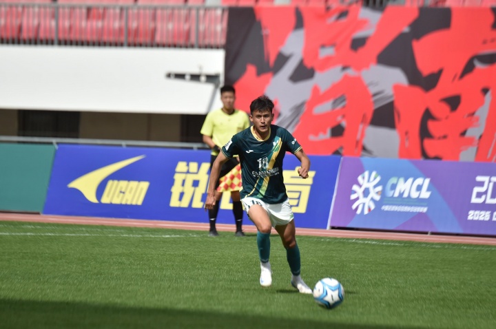 木合买提梅开二度 榆林矿工旅投4-0大连传易取开门红