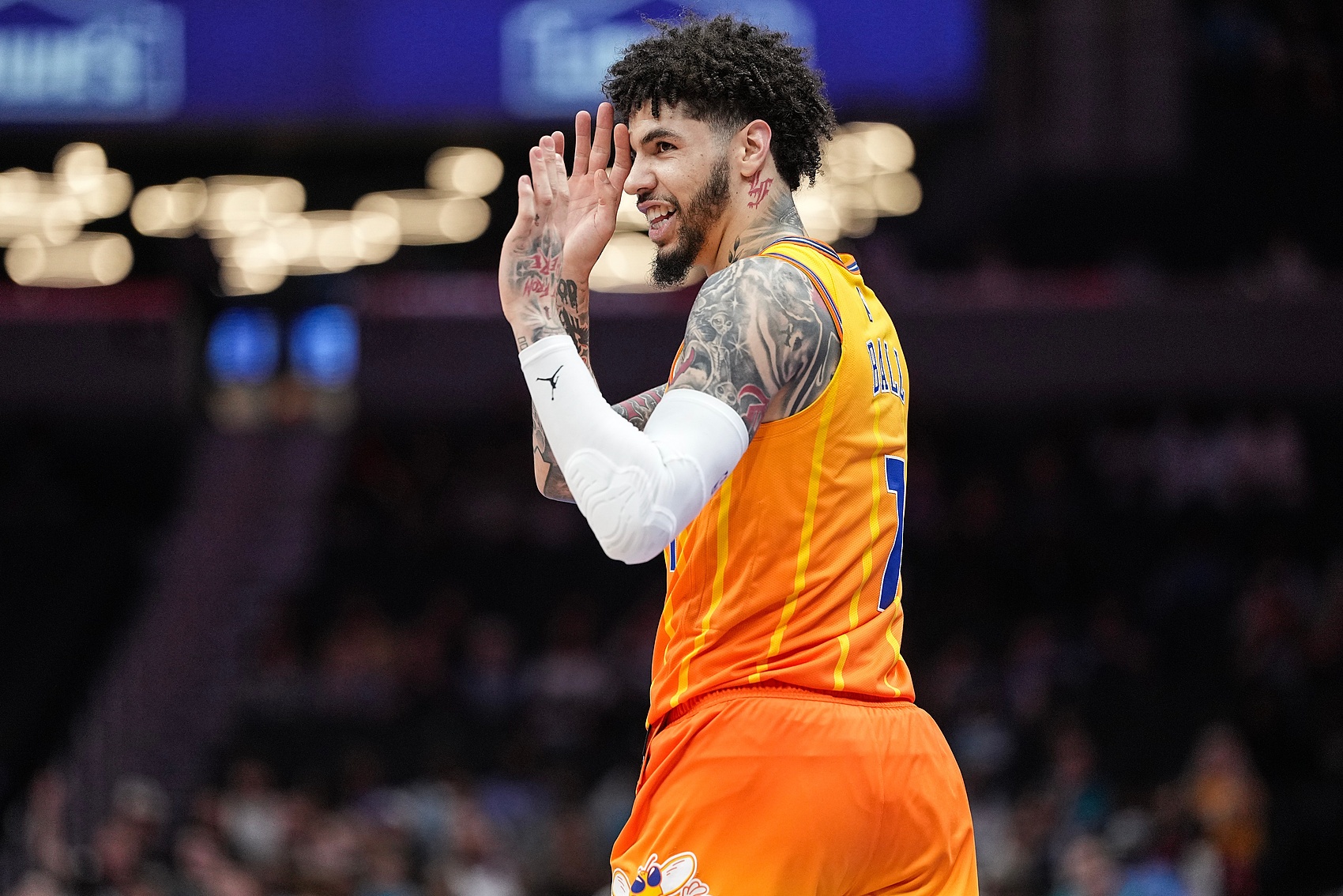 NBA比分预测：活塞vs黄蜂、热火vs奇才、骑士vs老鹰等12场赛事深度解析